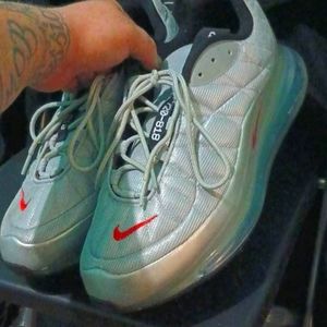 Nike Air Max 720 818 Silver Bullet